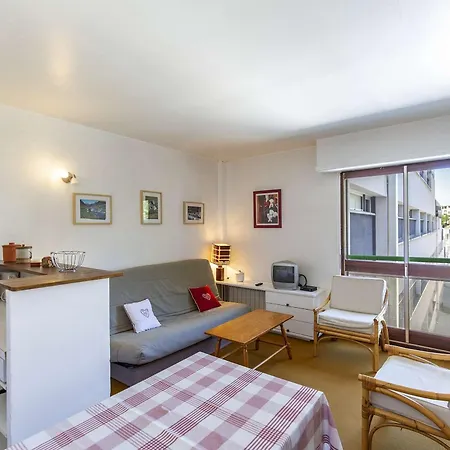 2/3 Pers, Au Coeur De Gourette, Proche Des Pistes Et Commodites - Fr-1-400-17 Apartment Gourette