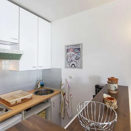 2/3 Pers, Au Coeur De Gourette, Proche Des Pistes Et Commodites - Fr-1-400-17 Apartment Gourette